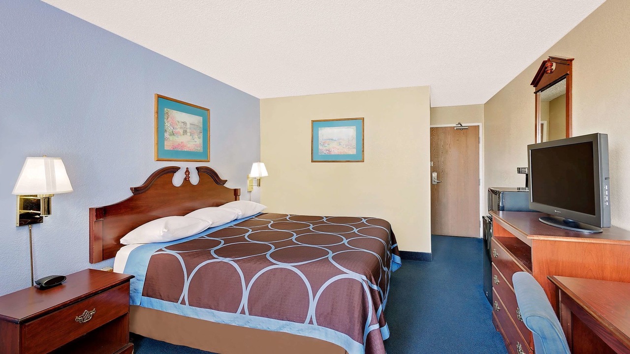 Photo of Bedroom in Newburgh