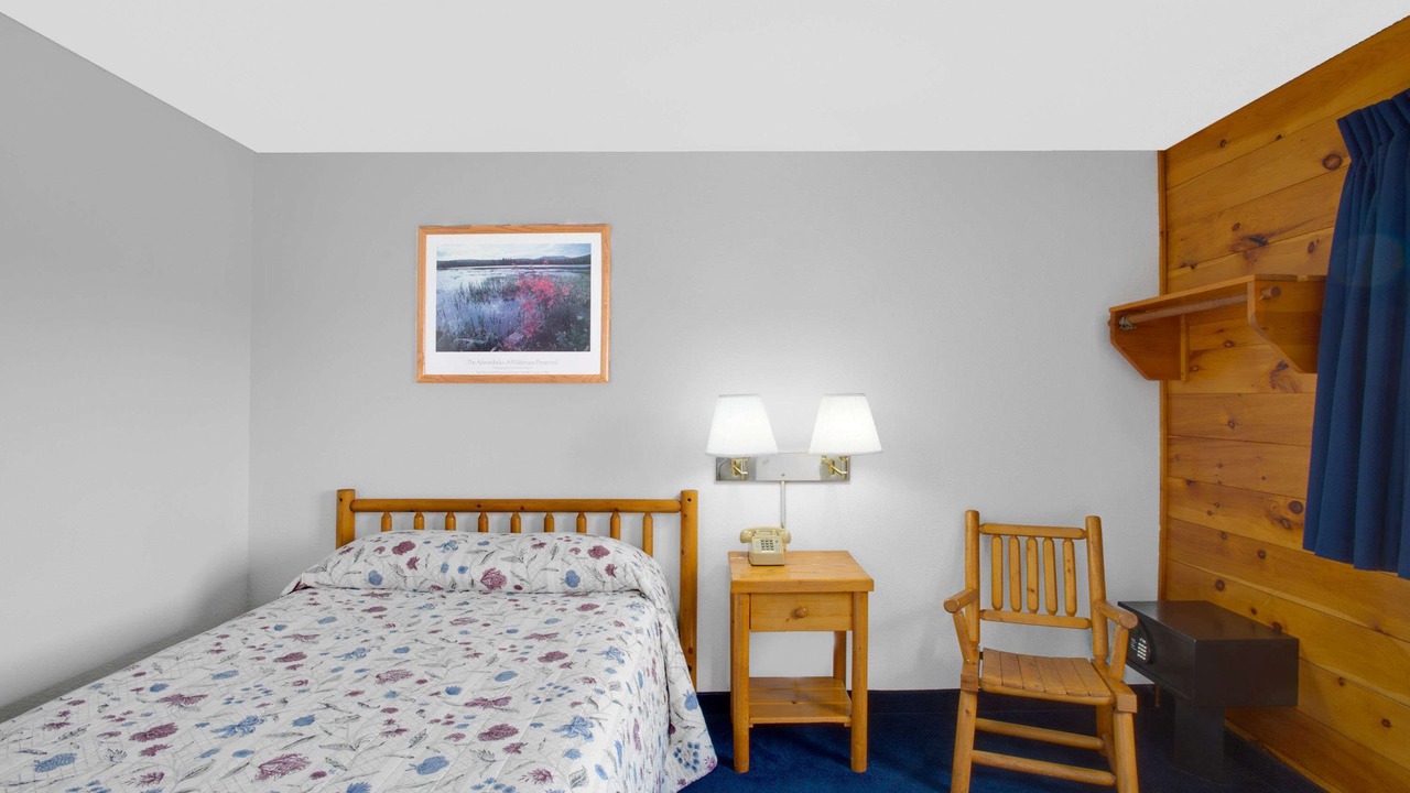 Photo of Bedroom in Lake George