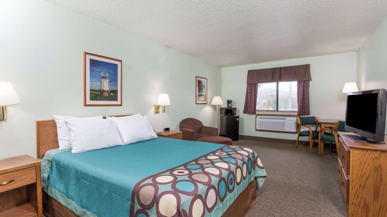 Photo of Bedroom in Gallipolis Ferry