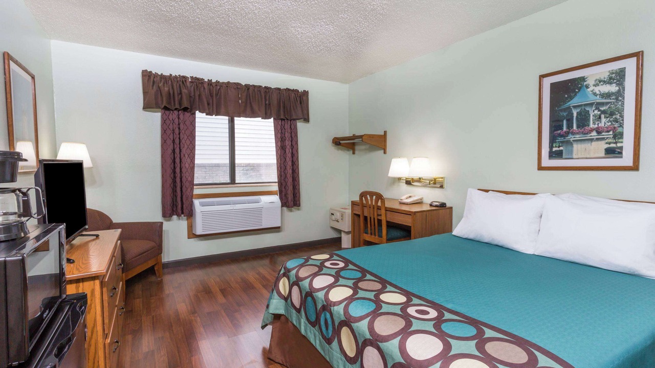 Photo of Bedroom in Gallipolis Ferry