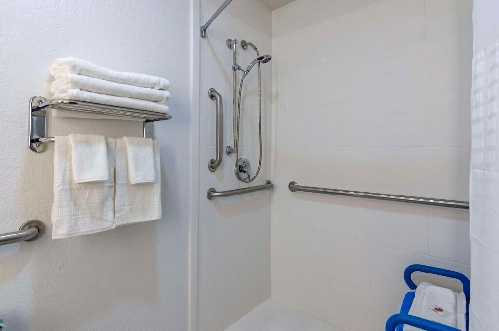 Photo of Bathroom in Sprague