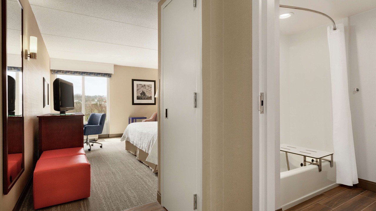 Photo of Bedroom in Potomac Falls