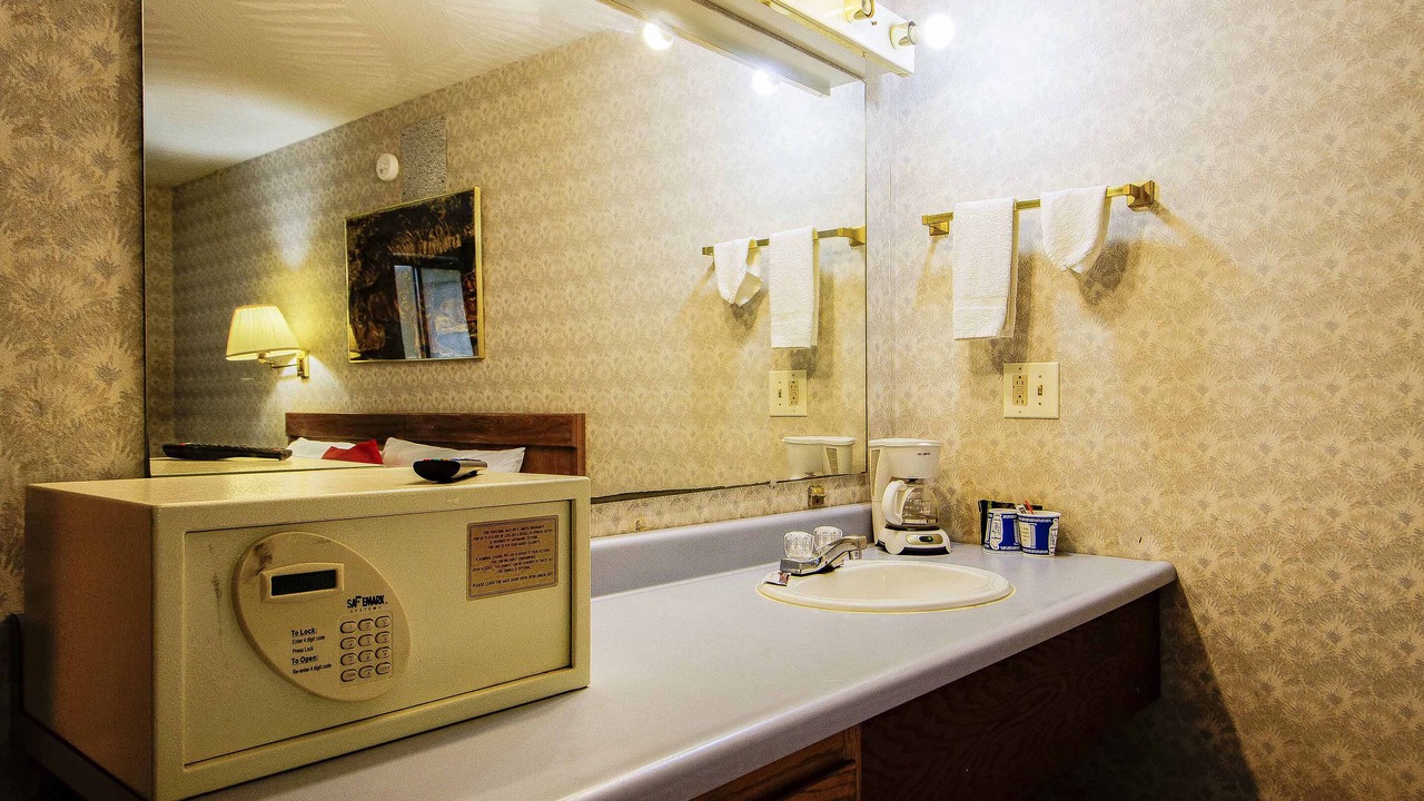 Photo of Bathroom in Chapmanville