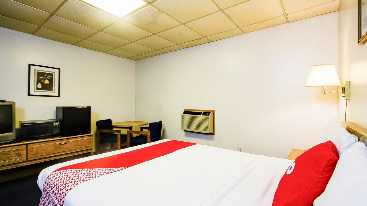 Photo of Bedroom in Chapmanville