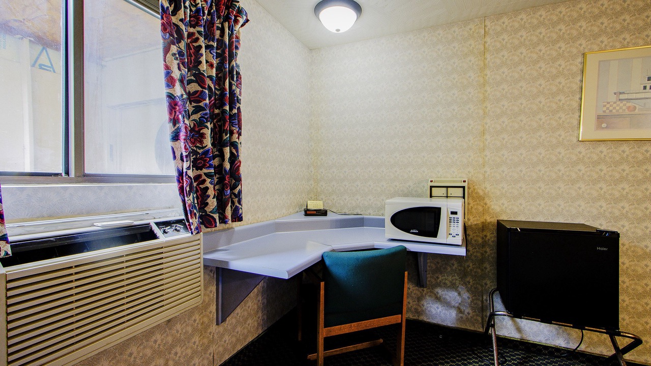 Photo of Bedroom in Chapmanville