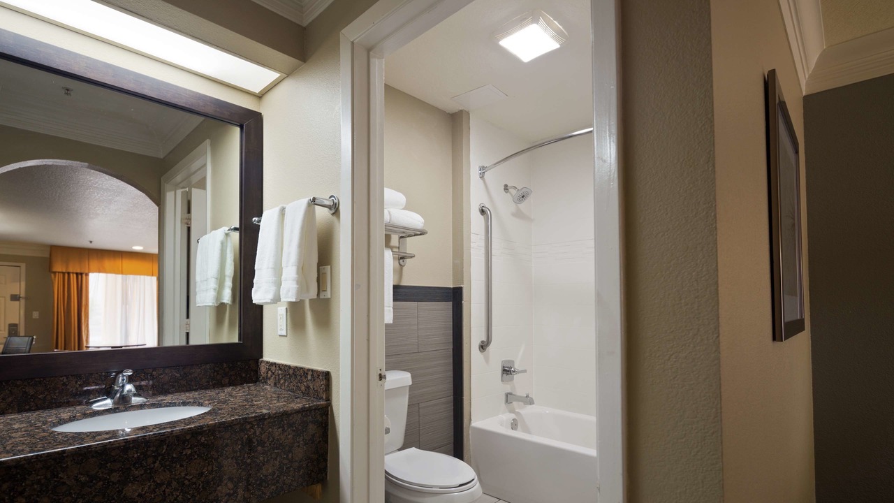 Photo of Bathroom in Angleton