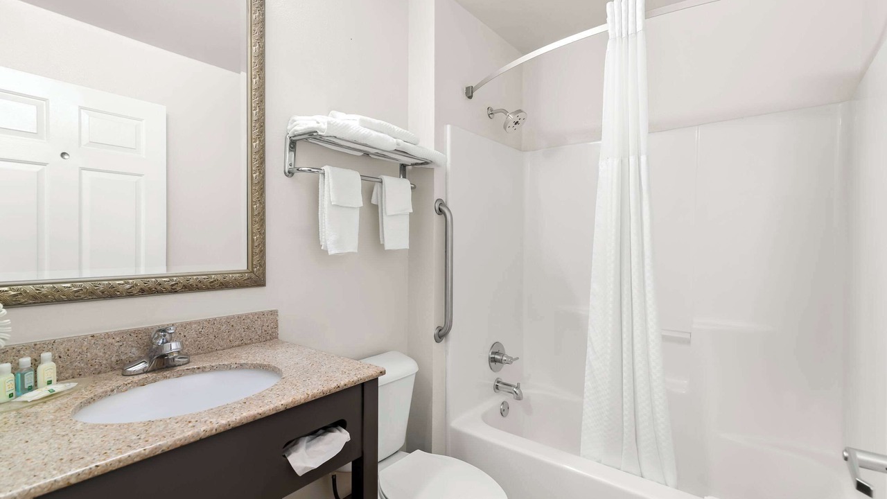 Photo of Bedroom in Merrimack