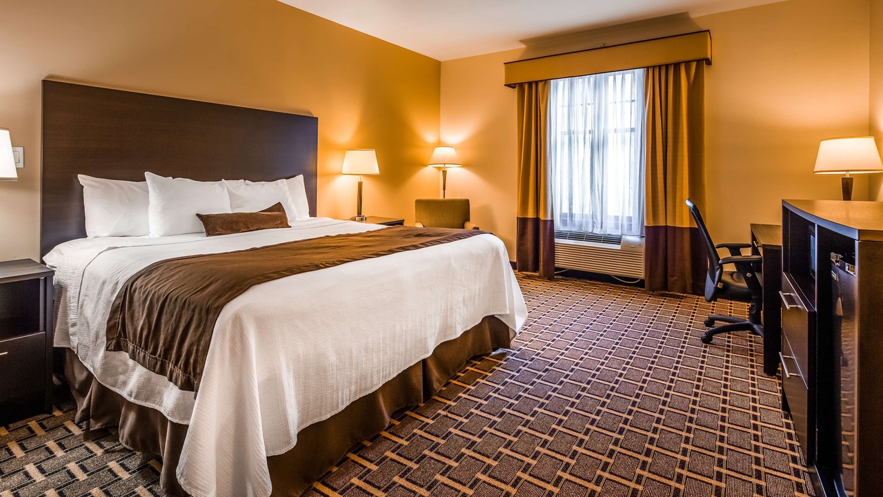 Photo of Bedroom in Red Oaks Mill