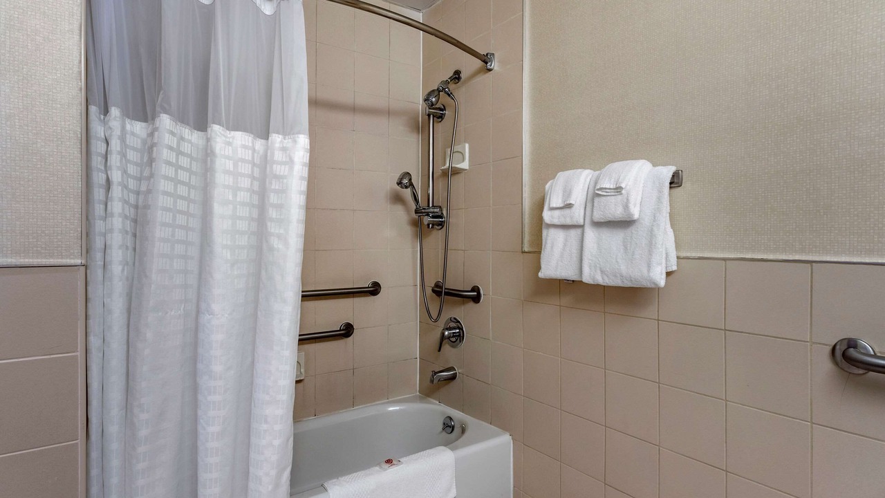 Photo of Bathroom in Syosset