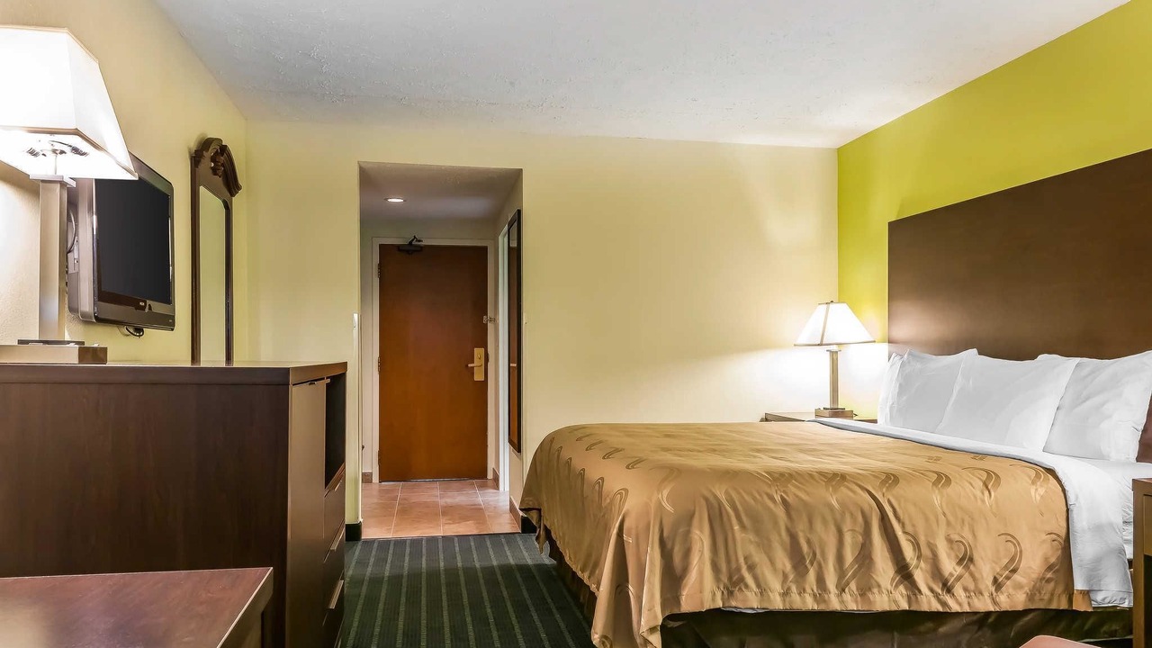 Photo of Bedroom in Jackson
