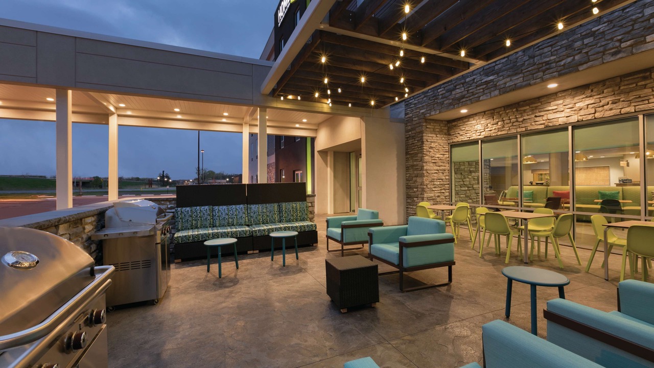 Photo of Patio Balcony in Williamsville