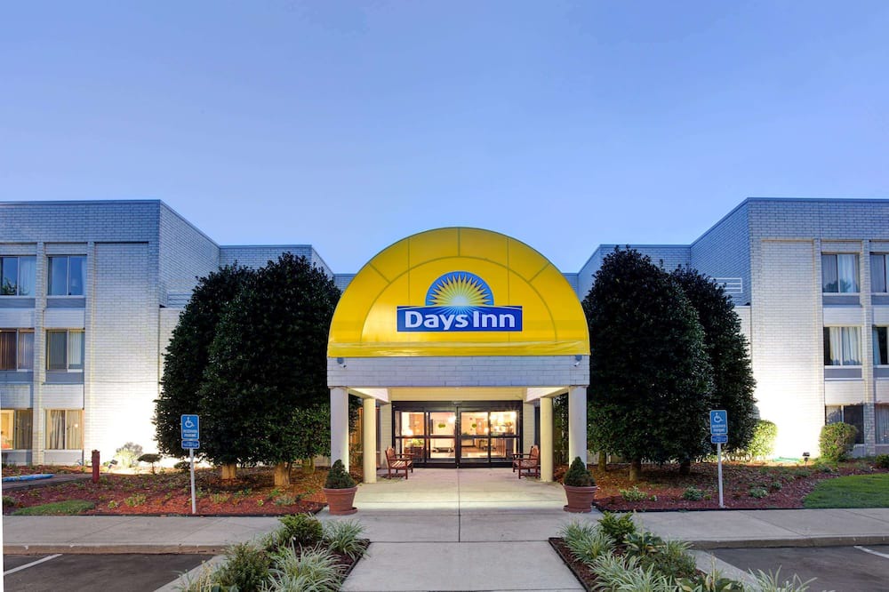Photo of Outdoor in Central Newport News