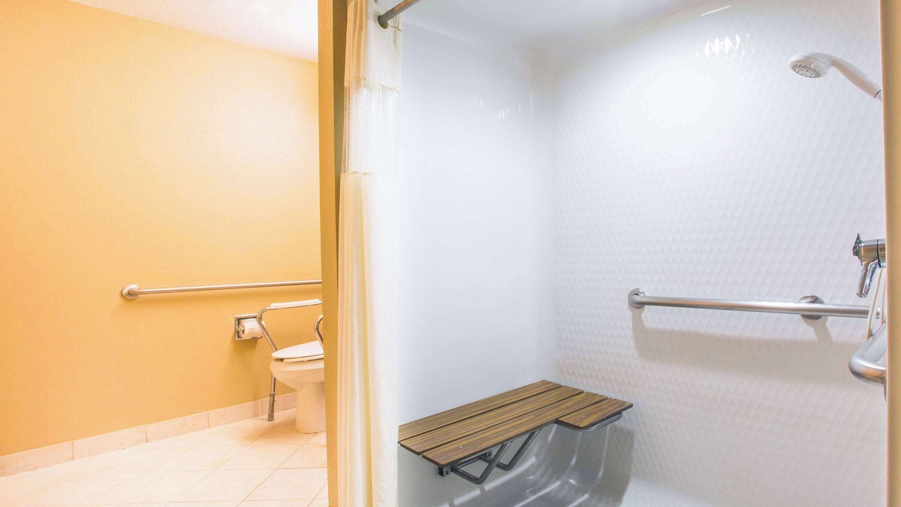 Photo of Bathroom in Sprague