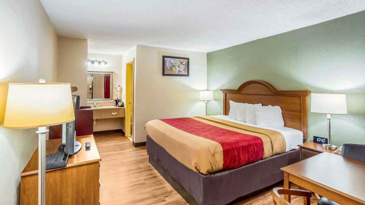 Photo of Bedroom in Huntington