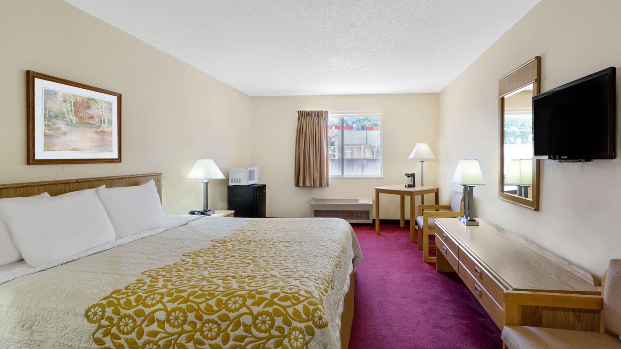 Photo of Bedroom in Jackson