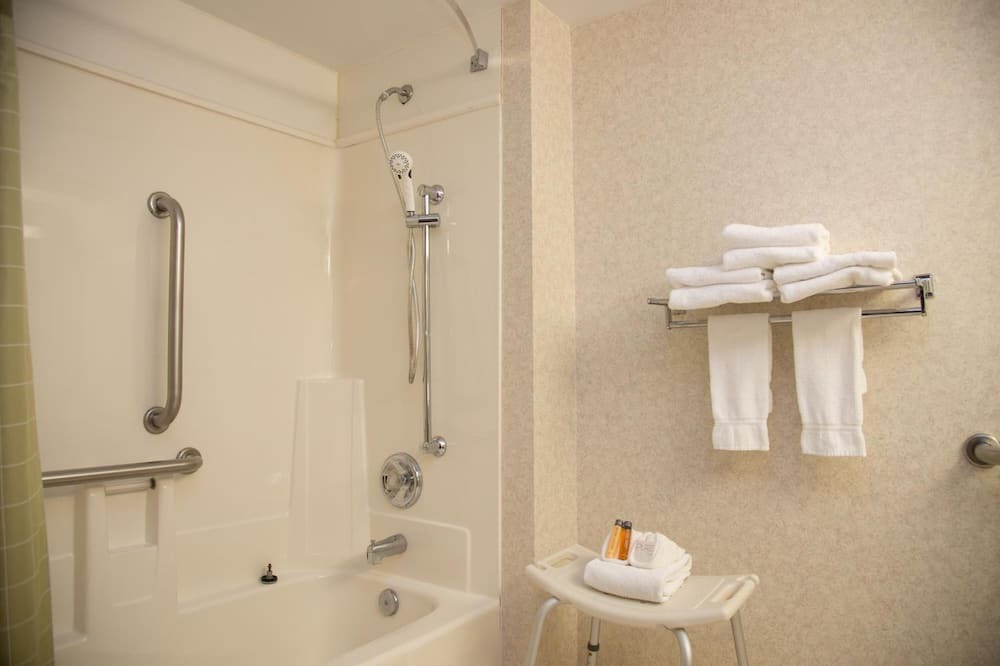 Photo of Bathroom in Summerlee