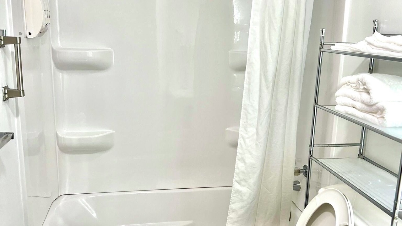 Photo of Bathroom in Gallipolis