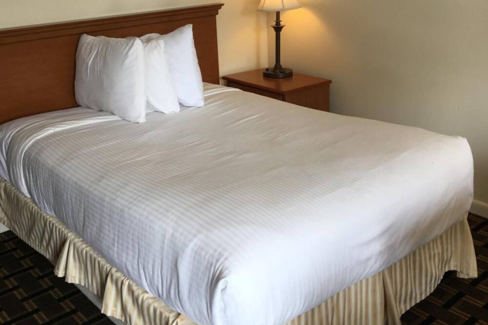 Photo of Bedroom in Cooperstown