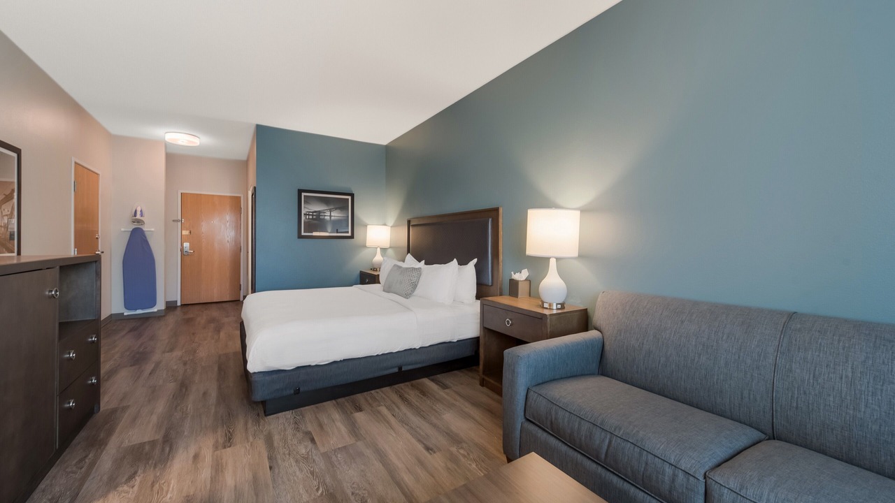 Photo of Bedroom in Town of Lloyd