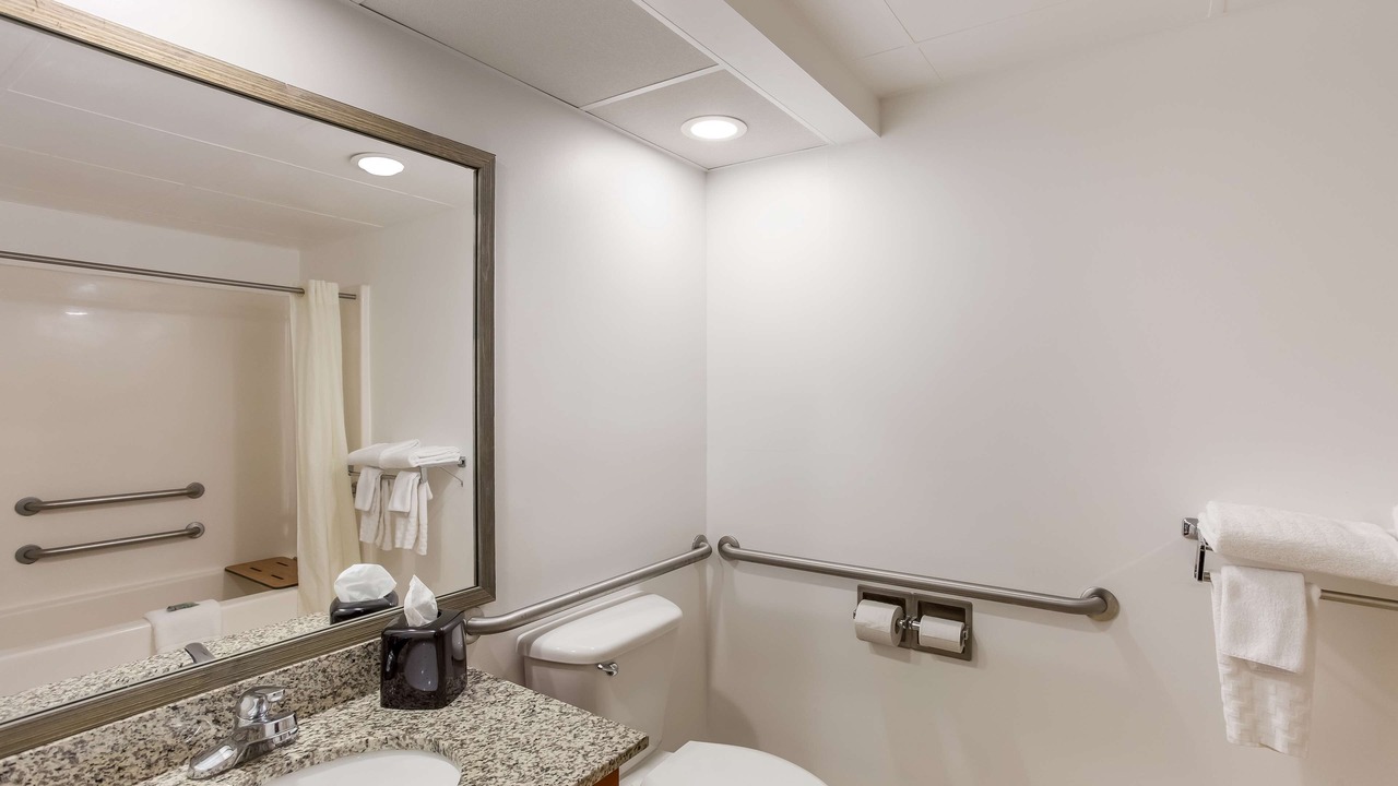 Photo of Bathroom in Chapmanville
