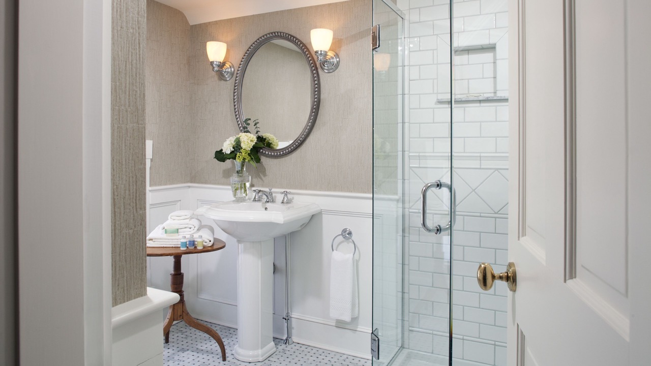Photo of Bathroom in West Woodstock