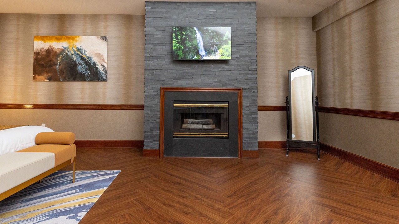 Photo of Bedroom in Tyngsboro