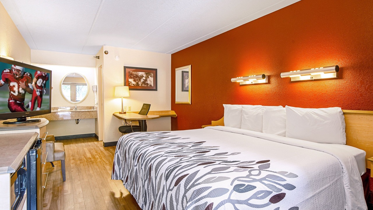 Photo of Bedroom in Pea Ridge