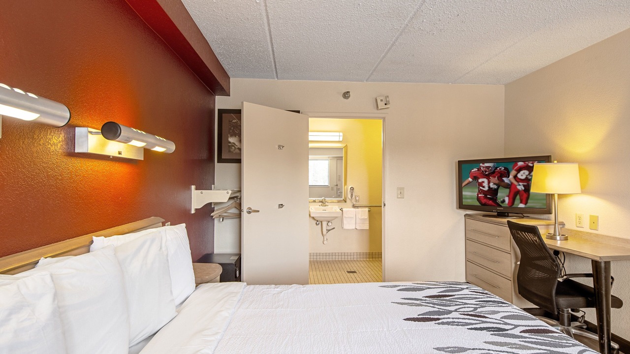 Photo of Bedroom in Pea Ridge