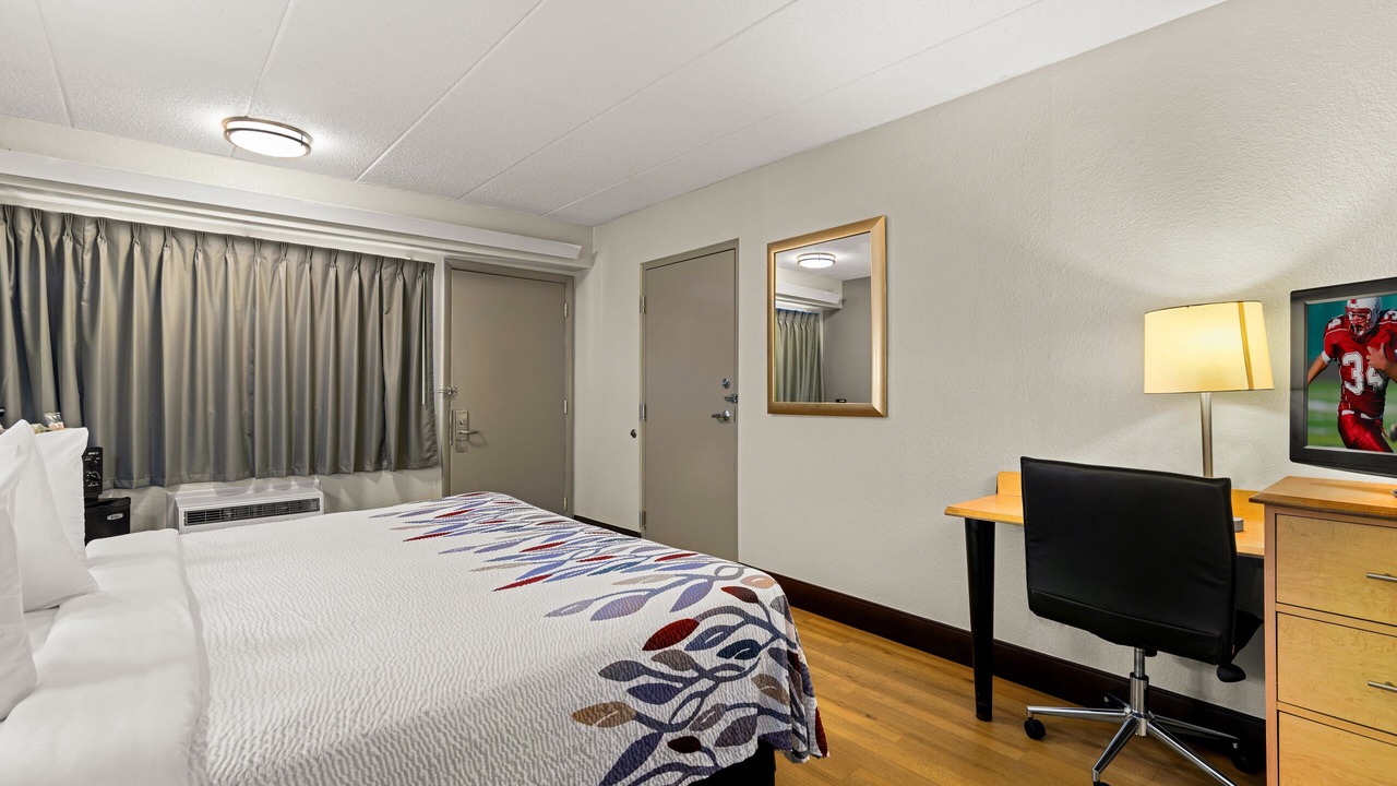 Photo of Bedroom in Salem