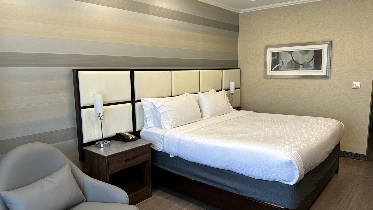Photo of Bedroom in Plainview
