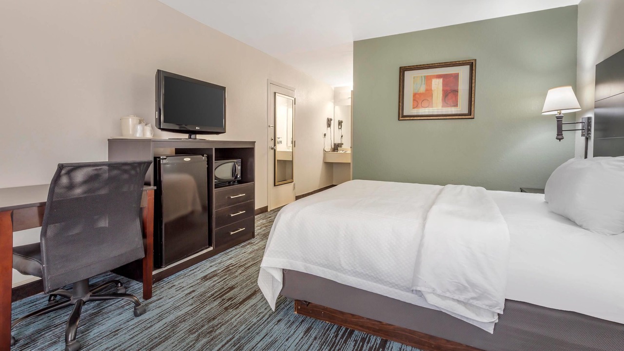 Photo of Bedroom in Mount Airy