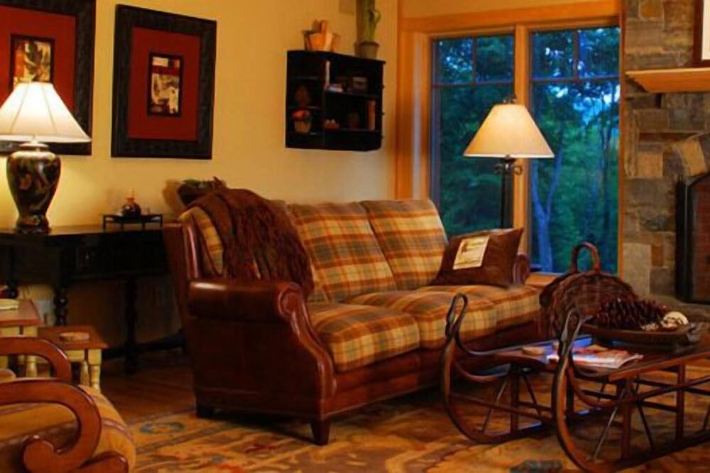 Photo of Livingroom in Chittenden