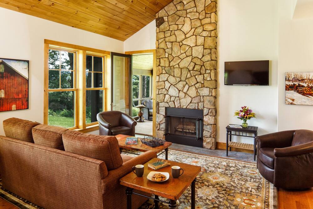 Photo of Livingroom in Chittenden