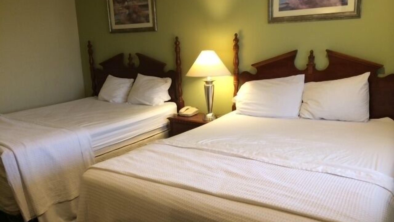 Photo of Bedroom in Williamsville