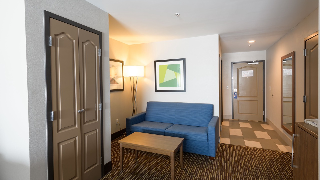 Photo of Bedroom in Jamestown