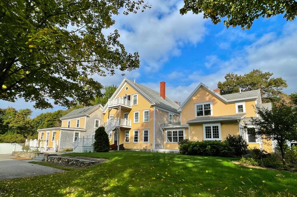 Photo of Outdoor in Hampton