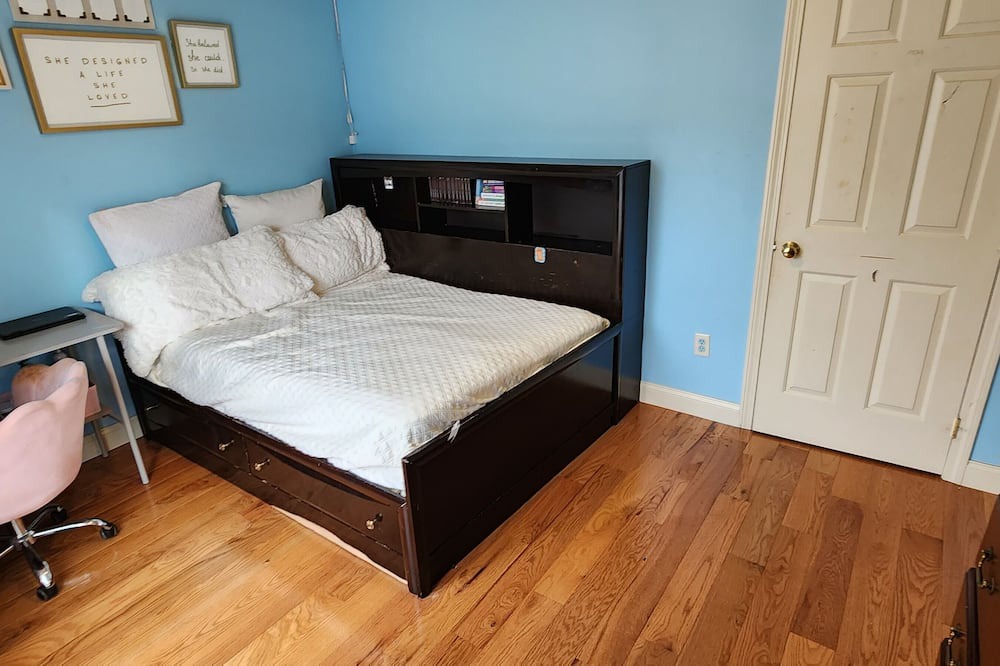 Photo of Bedroom in Fitchburg