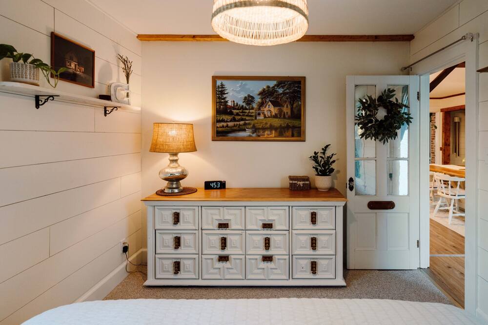 Photo of Bedroom in Greenfield