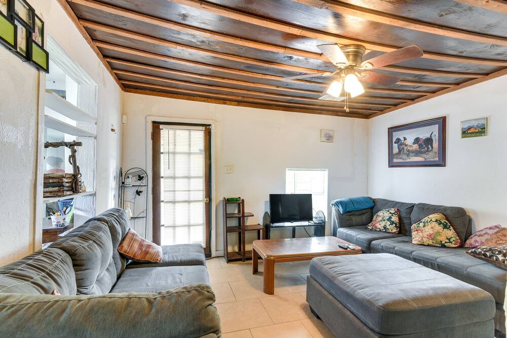 Photo of Bedroom in Texas Gulf Coast Region