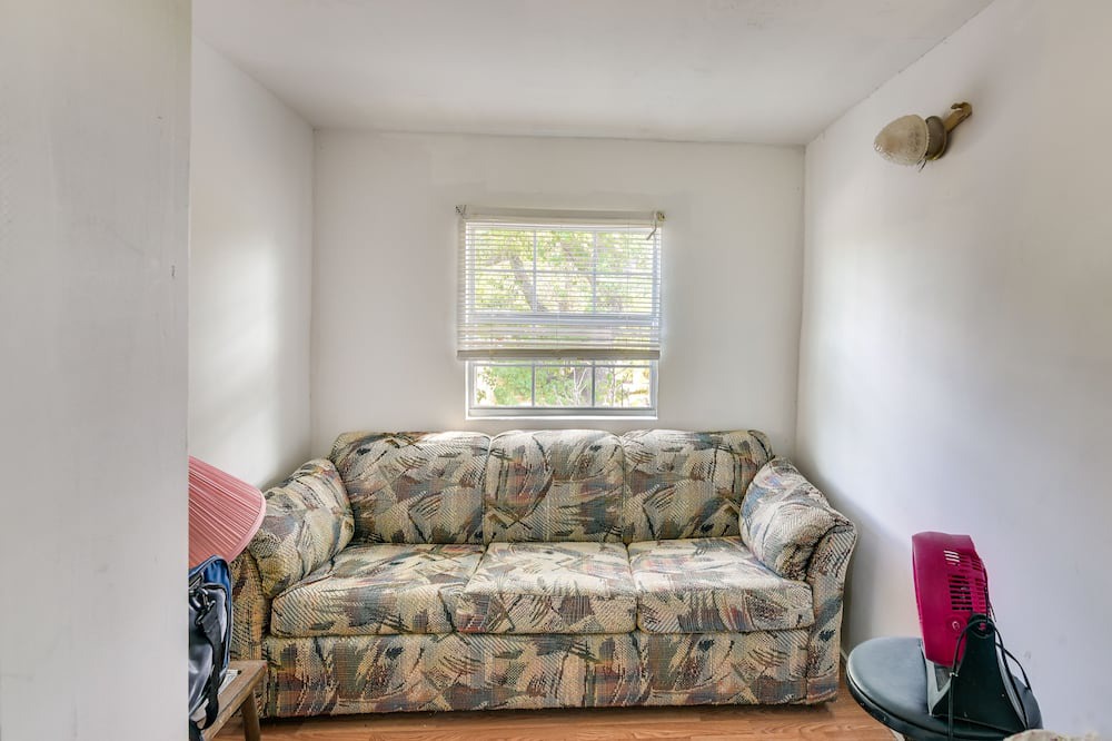 Photo of Livingroom in Texas Gulf Coast Region