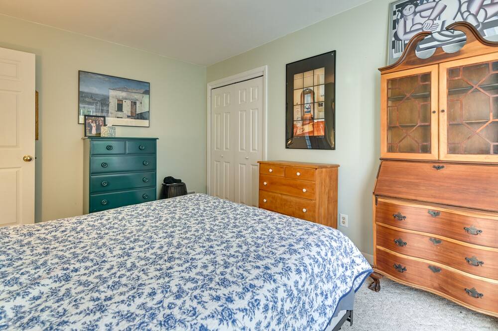 Photo of Bedroom in Schuylerville