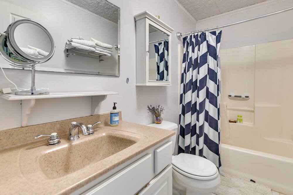 Photo of Bathroom in Schuylerville