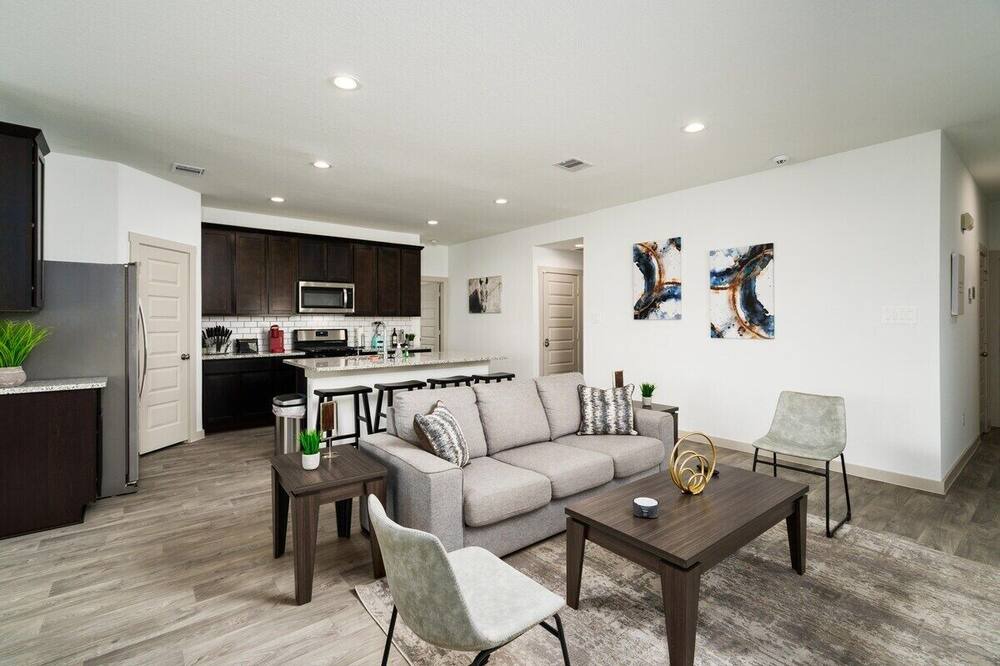 Photo of Livingroom in Iowa Colony