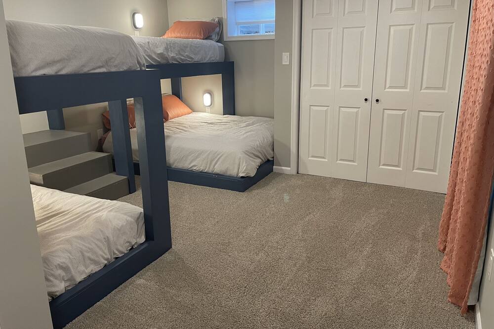 Photo of Bedroom in Downtown