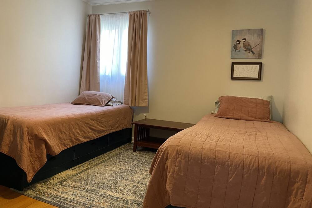Photo of Bedroom in Downtown