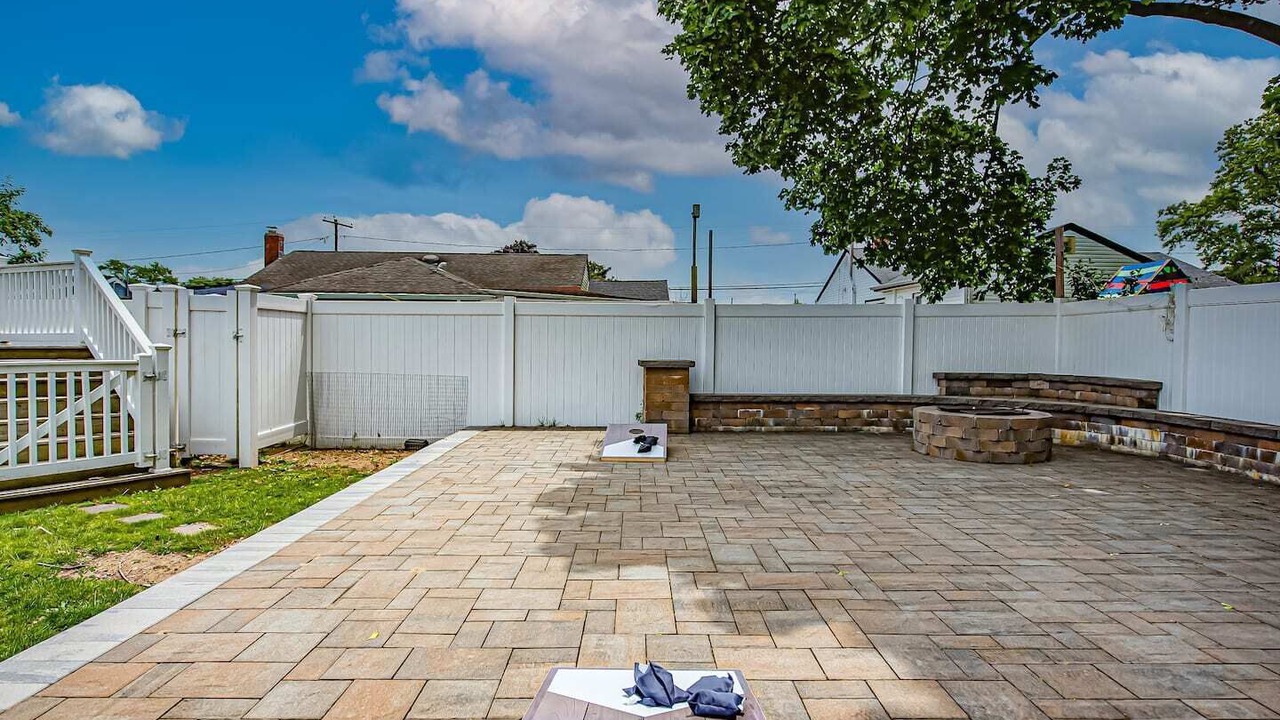 Photo of Outdoor in Brentwood