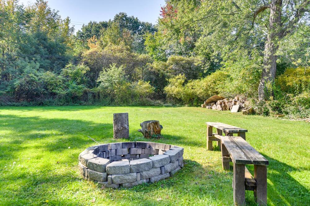 Photo of Outdoor in Harris Hill
