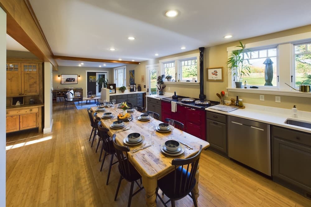 Photo of Kitchen in Underhill