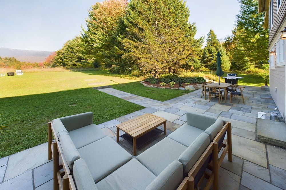 Photo of Outdoor in Underhill