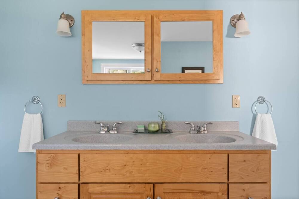 Photo of Bathroom in Brandon